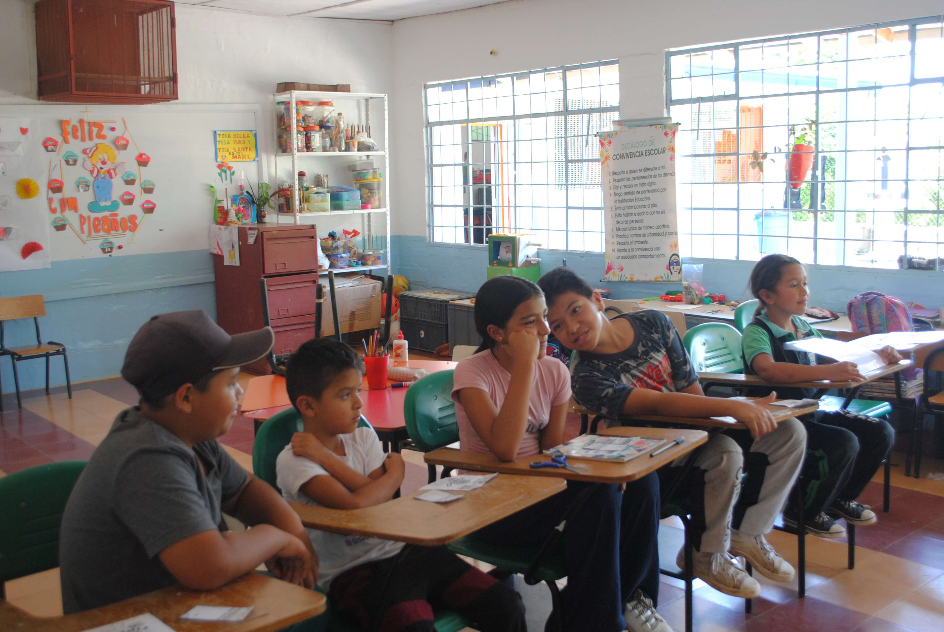 Children in a rural Colombian classroom